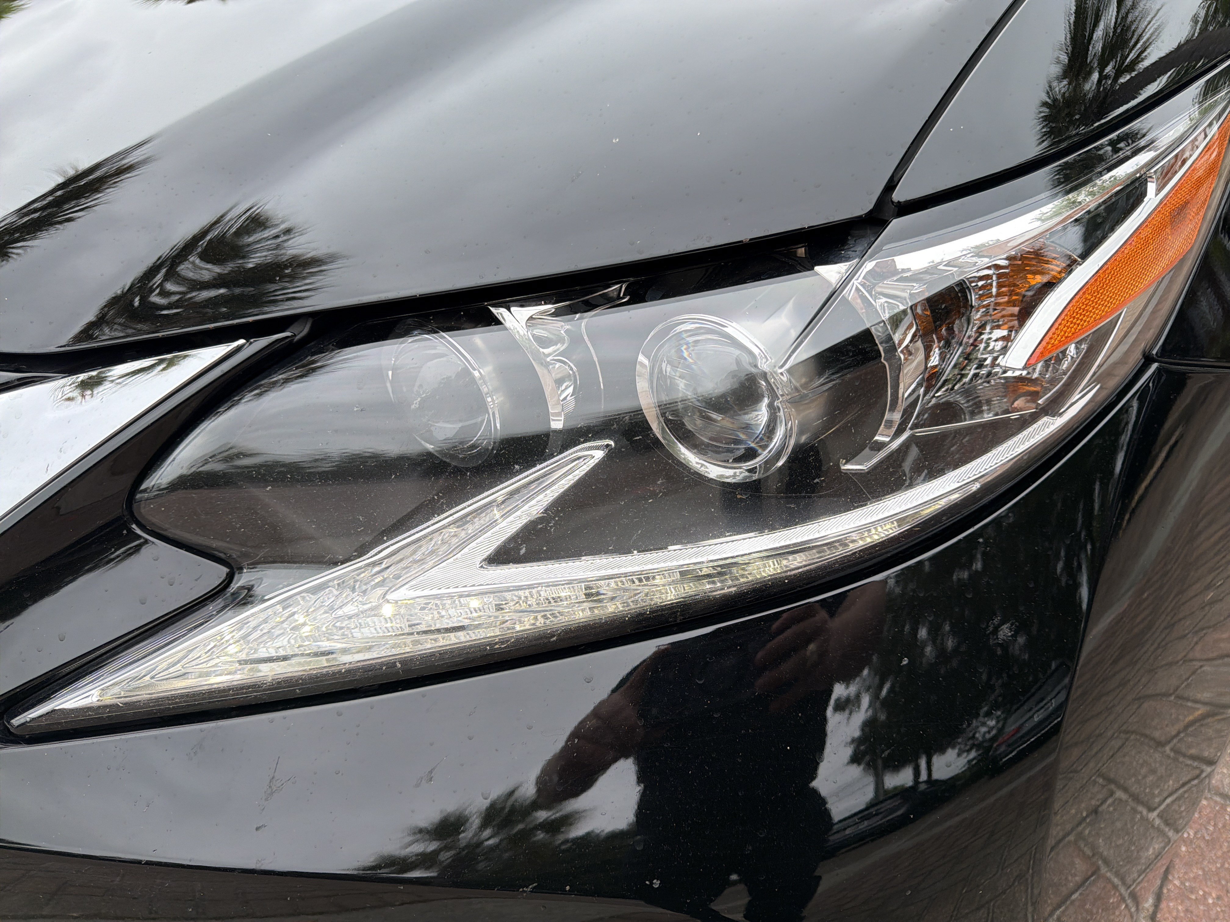 Used 2017 Lexus ES 300h w/ Luxury Package FWD image 6