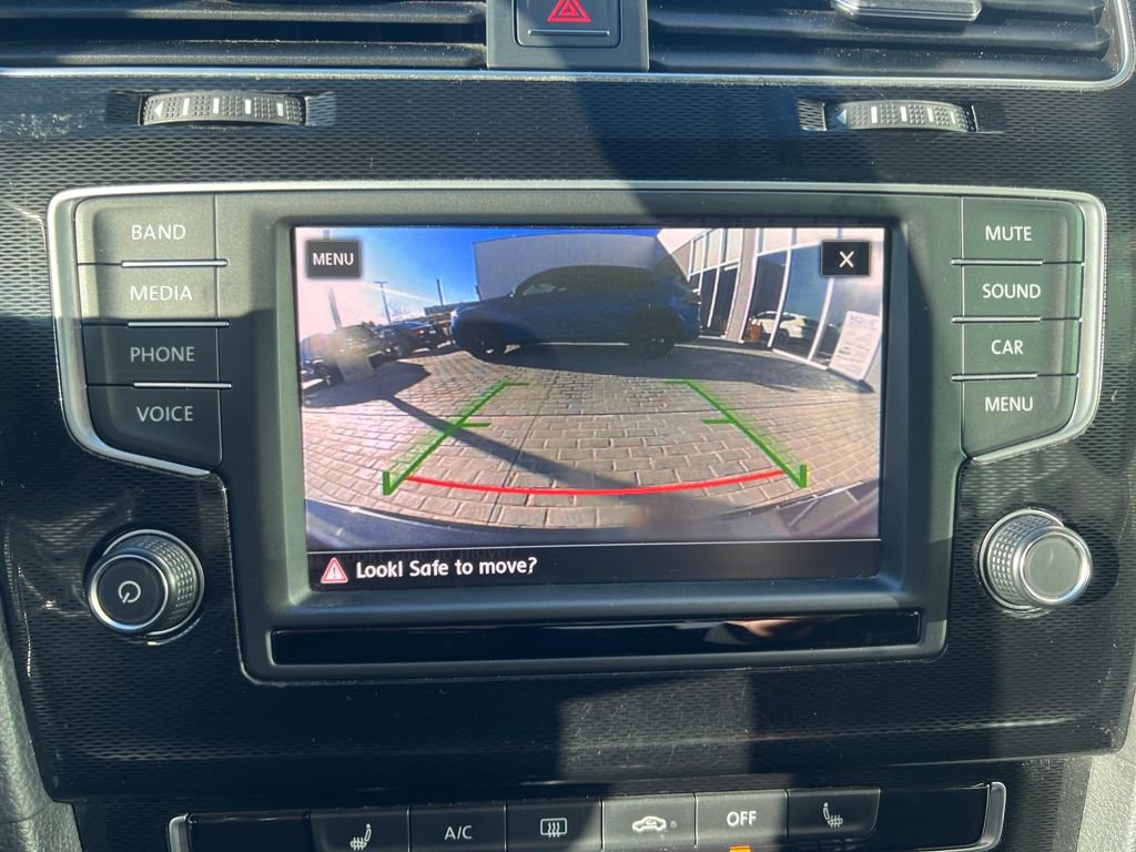 Used 2017 Volkswagen GTI Sport image 20