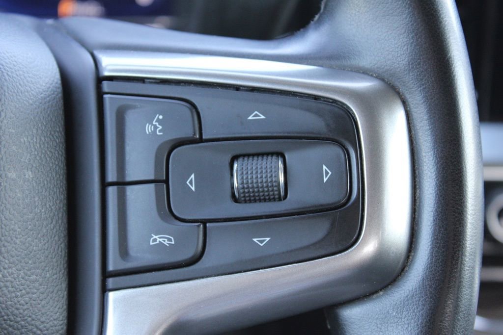 Used 2023 Chevrolet Silverado 1500 LT image 29