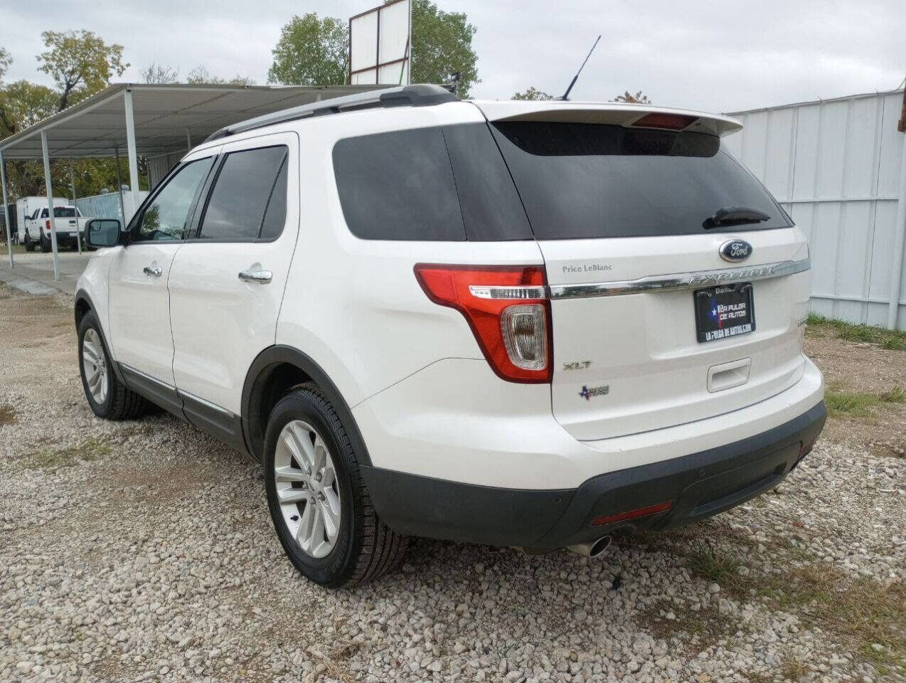 Used 2014 Ford Explorer XLT w/ Equipment Group 202A FWD image 6