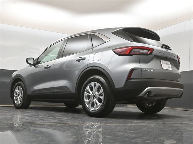 Used 2024 Ford Escape Active w/ Cold Weather Package image 19