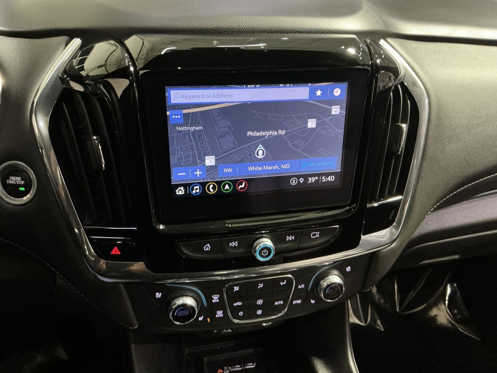 Used 2023 Chevrolet Traverse Premier image 28