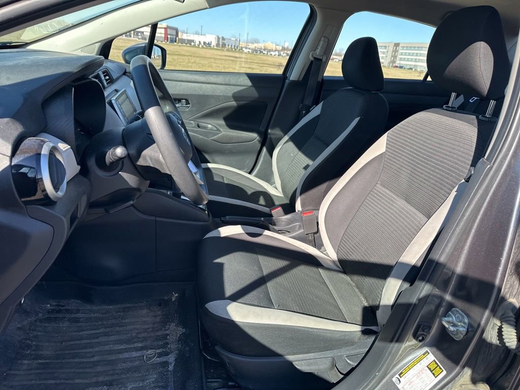 Used 2021 Nissan Versa SV image 13