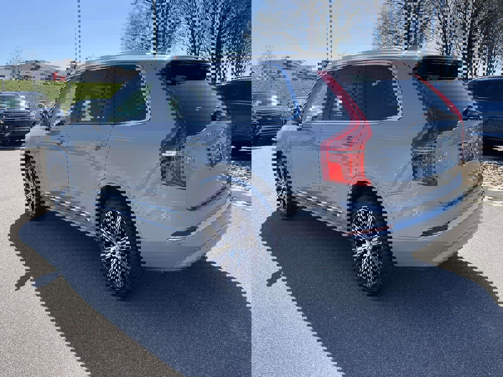 Certified 2024 Volvo XC90 T8 Plus w/ Protection Package Premier image 4