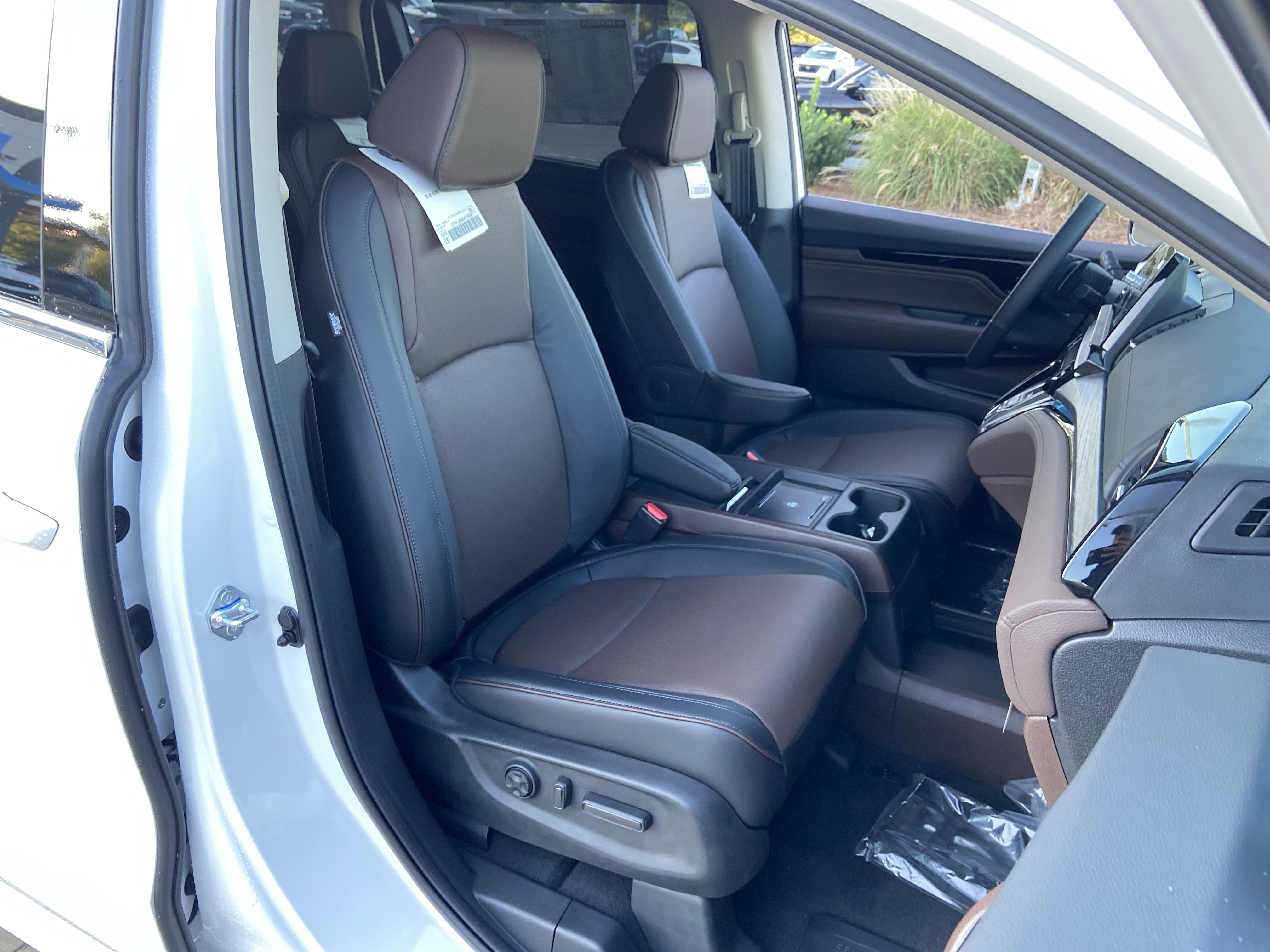 New 2027 Honda Odyssey Elite image 23