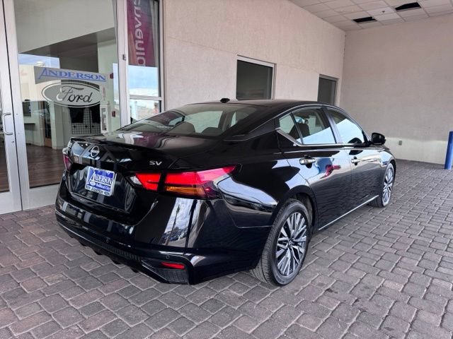 Used 2024 Nissan Altima 2.5 SV FWD image 5