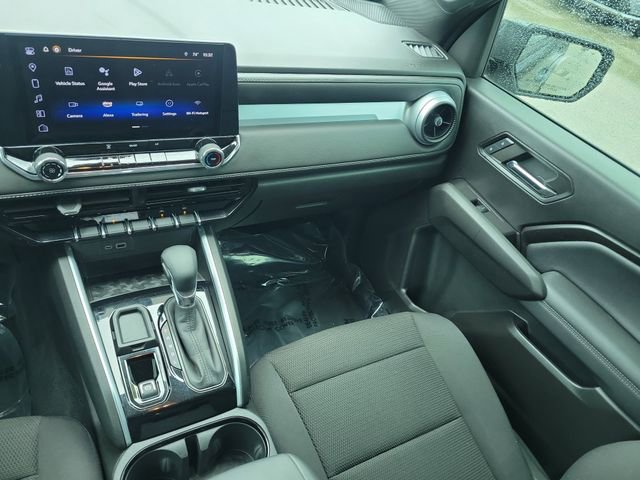 Used 2024 Chevrolet Colorado LT image 16