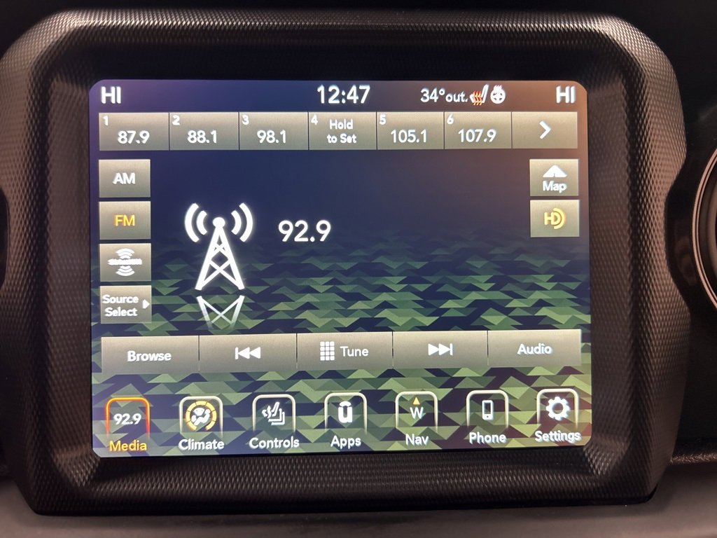 Used 2022 Jeep Wrangler Unlimited Sport image 24