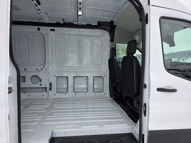 New 2026 Ford Transit 250 148 Medium Roof image 38
