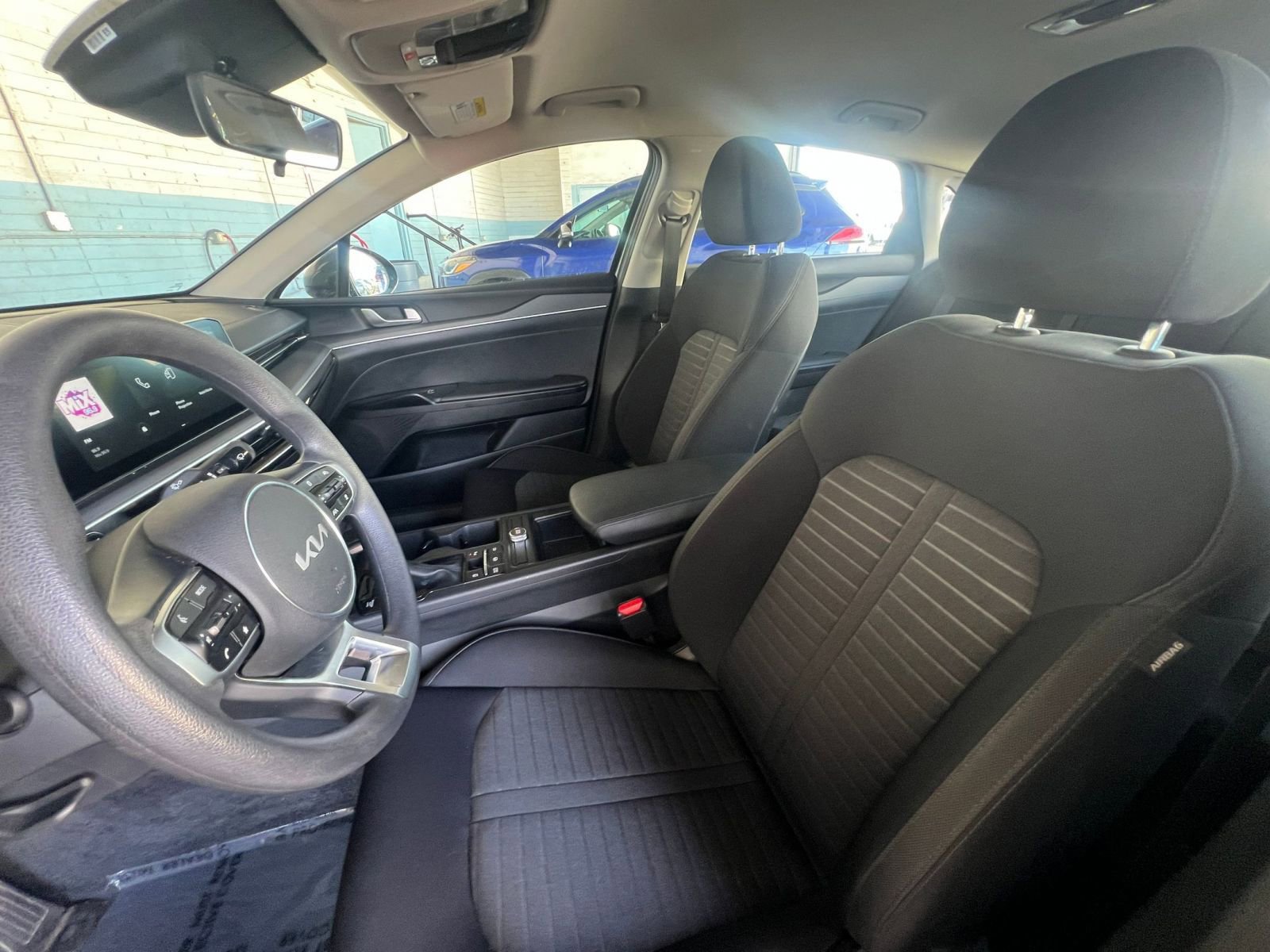 Used 2025 Kia K5 LXS image 36