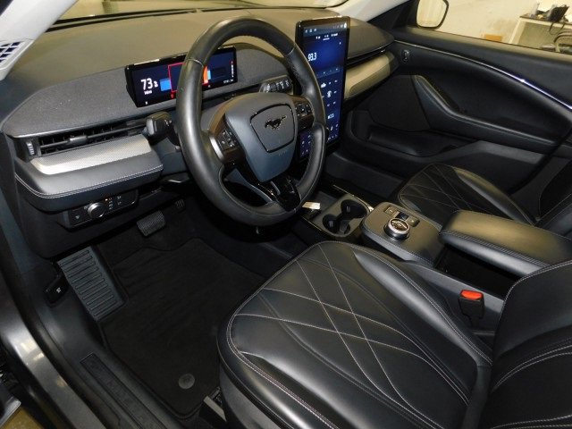 Used 2021 Ford Mustang Mach-E Select w/ Comfort/Appearance Package image 14