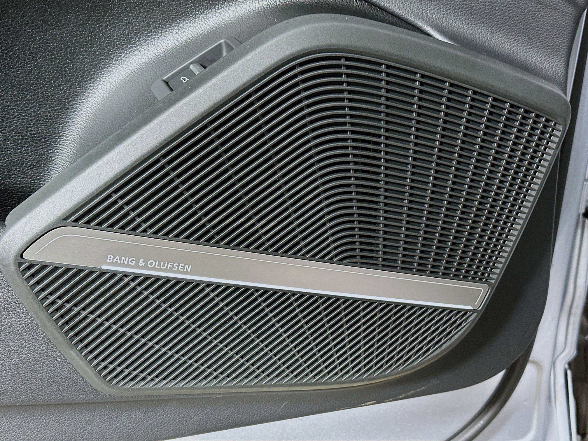 Certified 2025 Audi Q5 2.0T Premium Plus w/ Premium Plus Package image 19