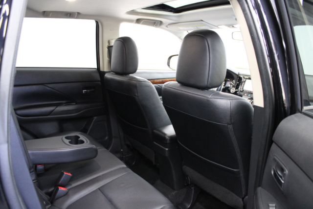 Used 2014 Mitsubishi Outlander GT AWD/4WD image 26