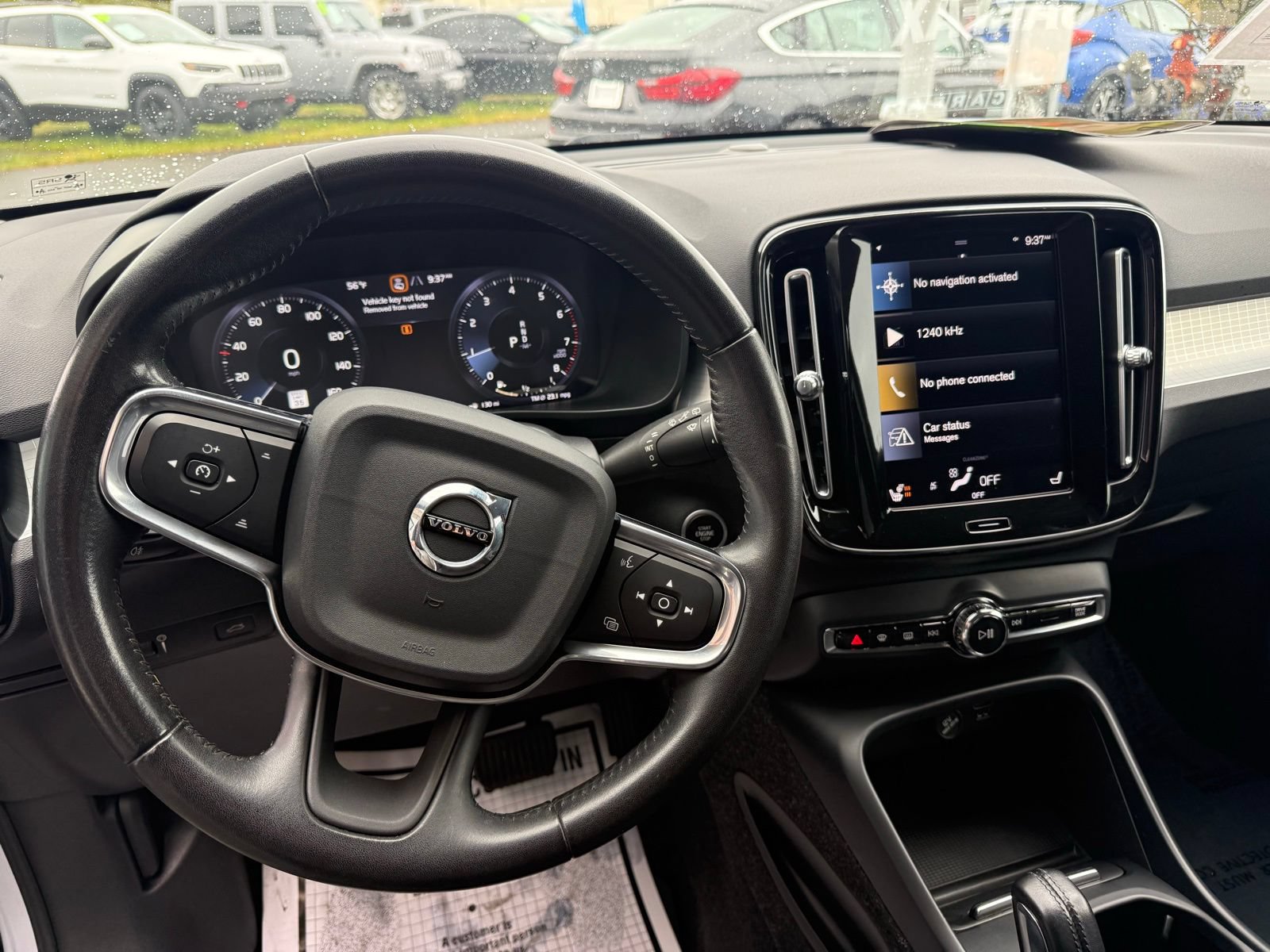 Used 2021 Volvo XC40 T5 Momentum AWD/4WD image 16