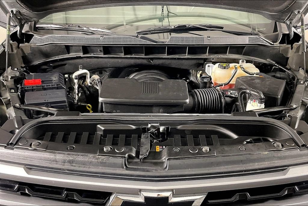 Used 2023 Chevrolet Silverado 1500 RST AWD/4WD image 12