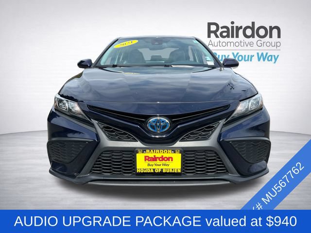 Used 2021 Toyota Camry SE w/ Audio Upgrade Package FWD image 2