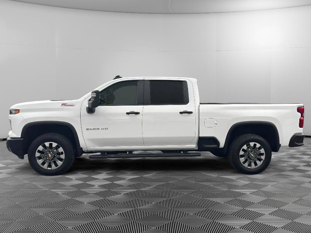 Used 2024 Chevrolet Silverado 2500 Custom w/ Custom Value Package image 5