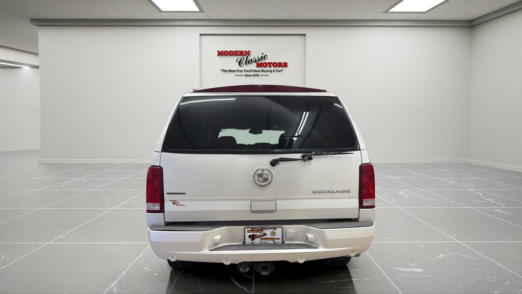 Used 2004 Cadillac Escalade AWD image 4