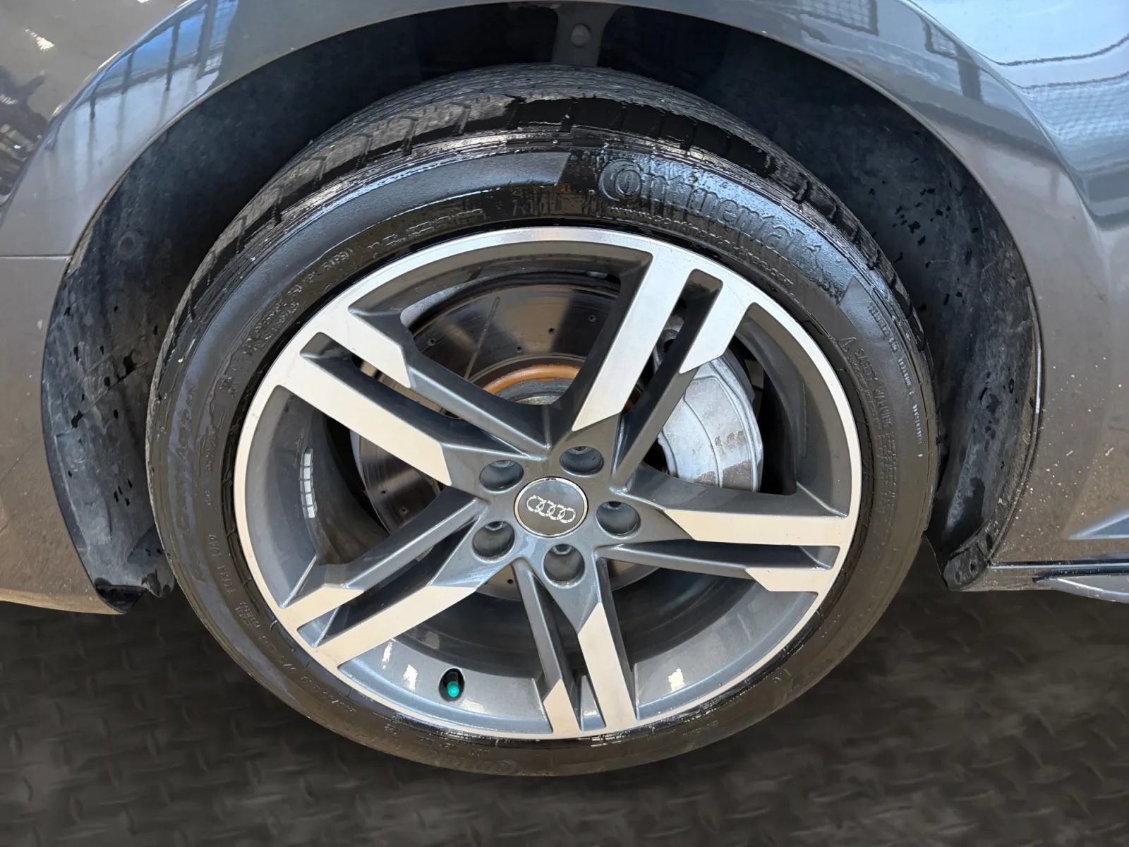 Used 2017 Audi A4 2.0T Prestige w/ Prestige Package AWD/4WD image 36