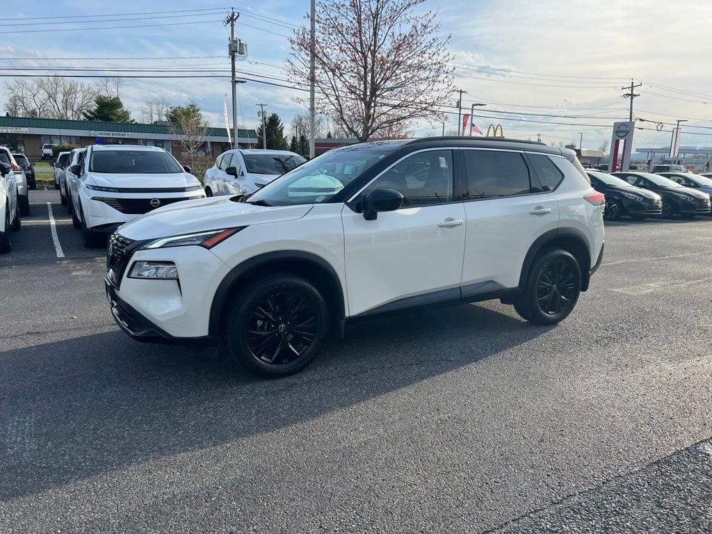 Used 2023 Nissan Rogue SV w/ SV Premium B Package AWD/4WD image 6