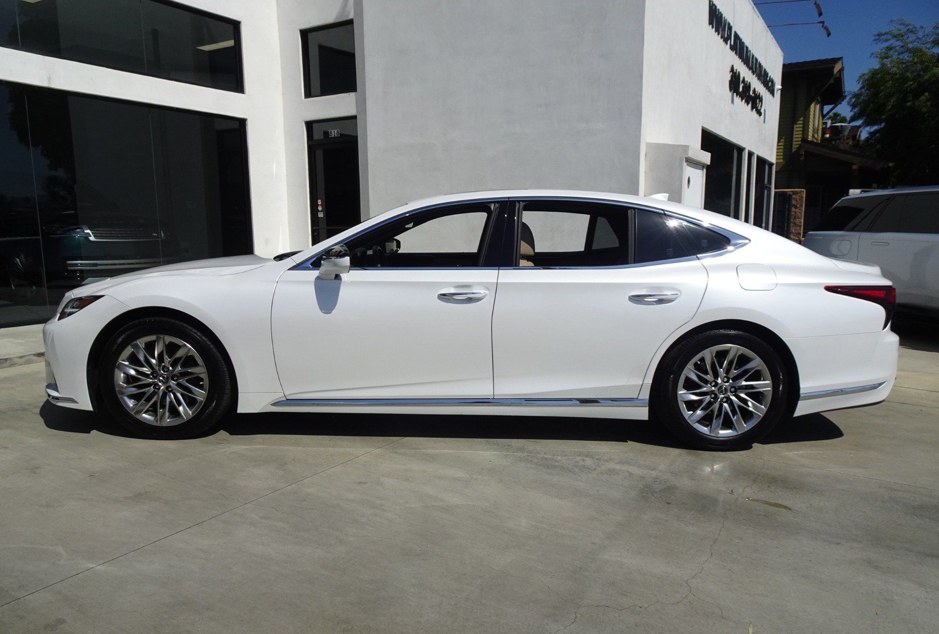 Used 2021 Lexus LS 500 RWD image 3