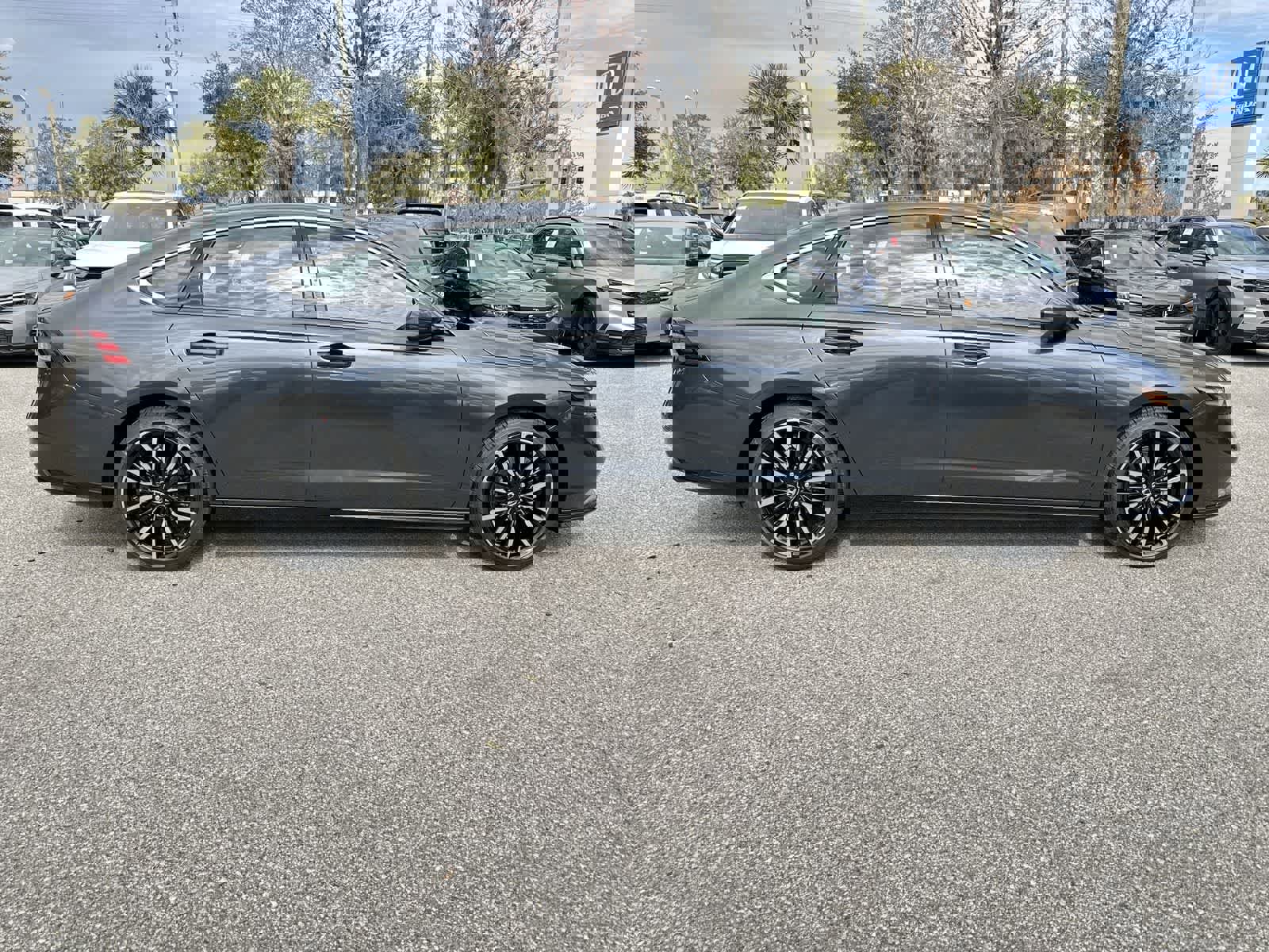 Used 2026 Honda Accord Touring image 7