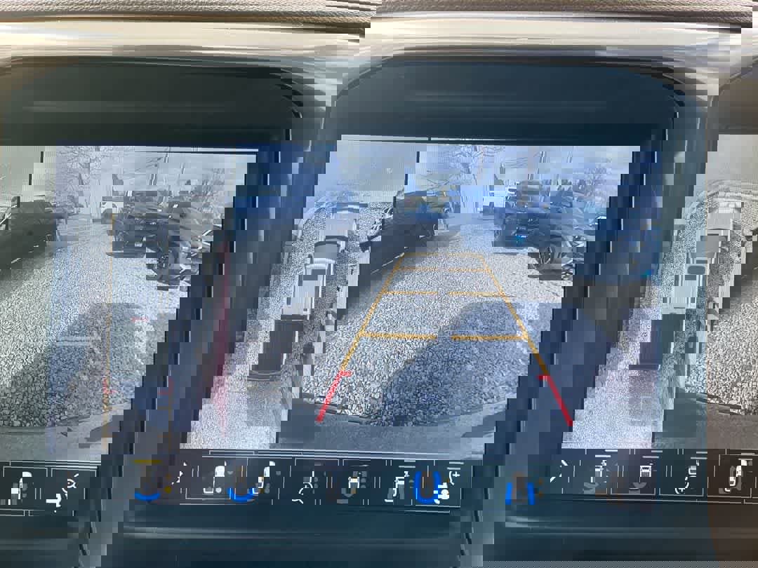 Used 2019 Chevrolet Silverado 1500 High Country w/ Technology Package image 20