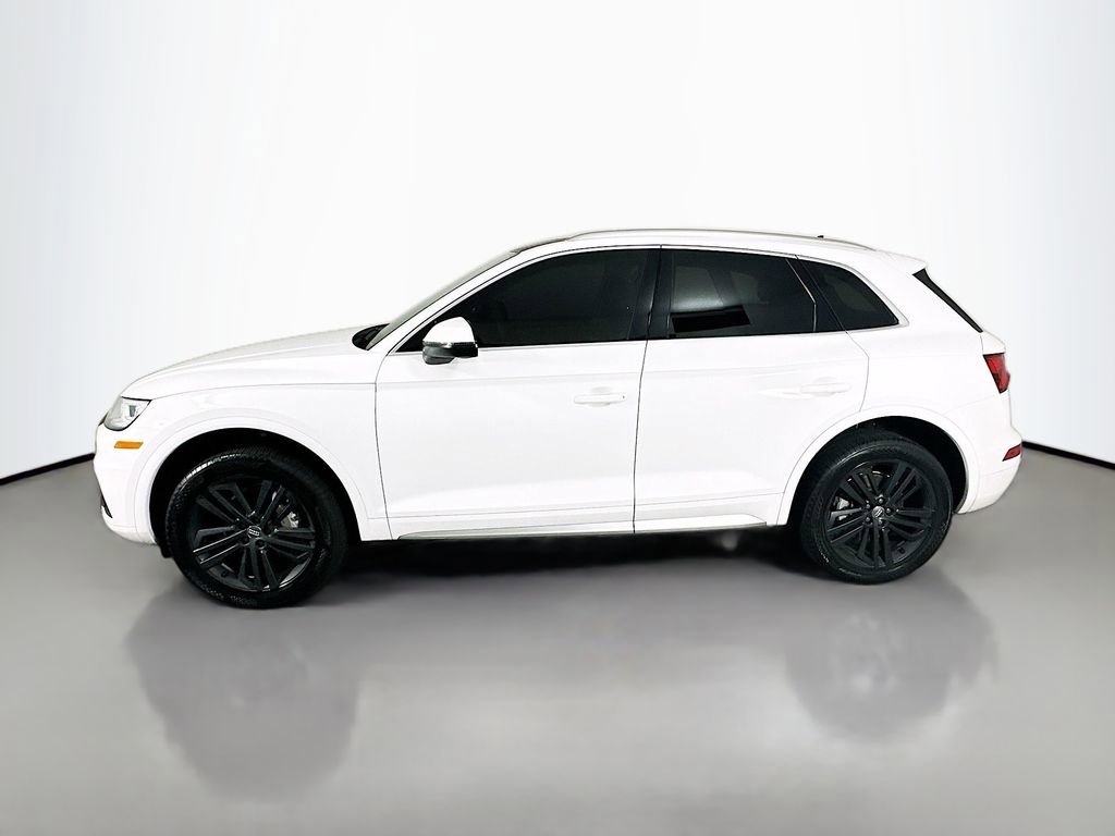 Used 2020 Audi Q5 2.0T Premium Plus w/ Premium Plus Package image 2