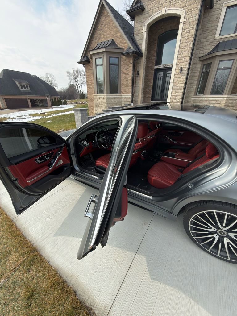 Used 2022 Mercedes-Benz S 580 4MATIC Sedan image 12