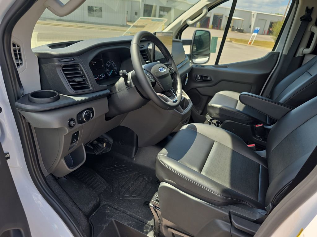 New 2025 Ford Transit 350 148 Low Roof AWD w/ Load Area Protection Package image 11
