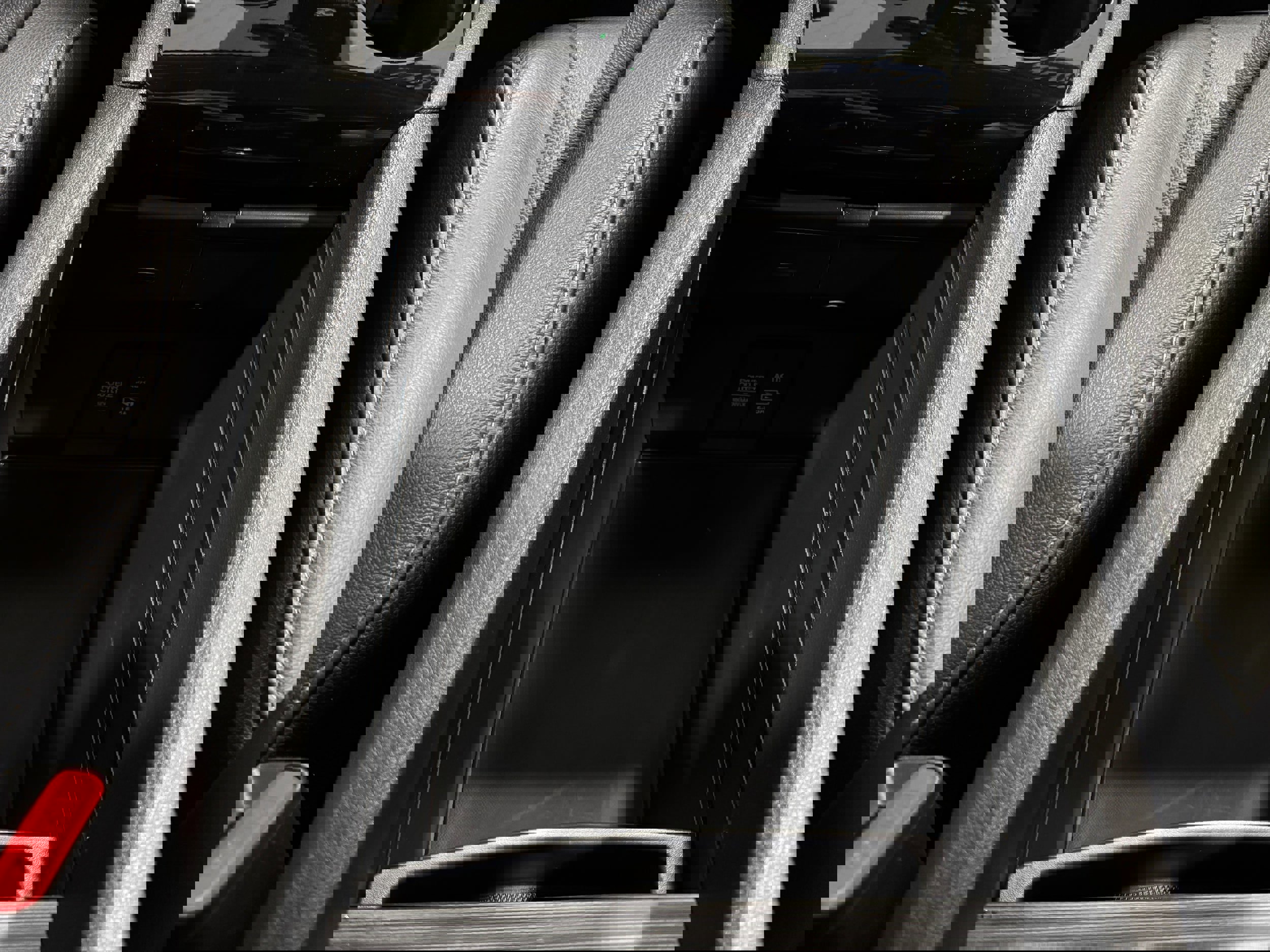 Used 2022 Honda Pilot Touring image 15