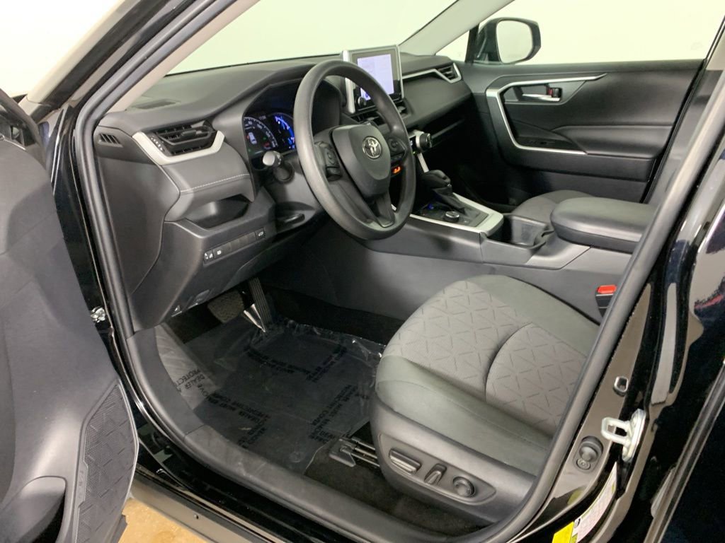 Used 2023 Toyota RAV4 XLE w/ Convenience Package AWD/4WD image 31