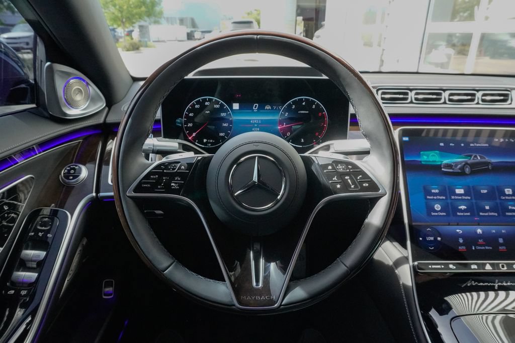 Used 2025 Mercedes-Benz Maybach S 680 4MATIC image 10