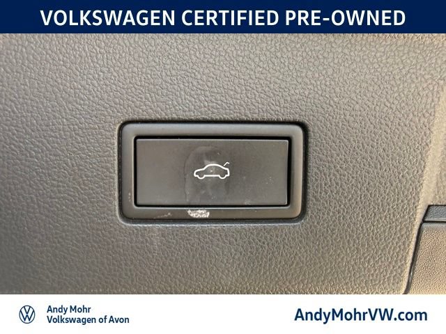 Used 2024 Volkswagen Atlas SE w/ Black Wheel Package AWD/4WD image 11