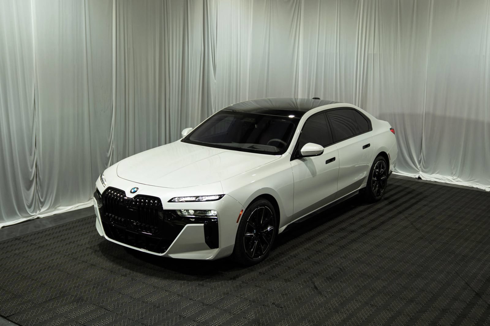 Used 2023 BMW 760i xDrive