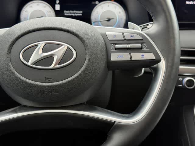 Used 2024 Hyundai Palisade Limited FWD image 11