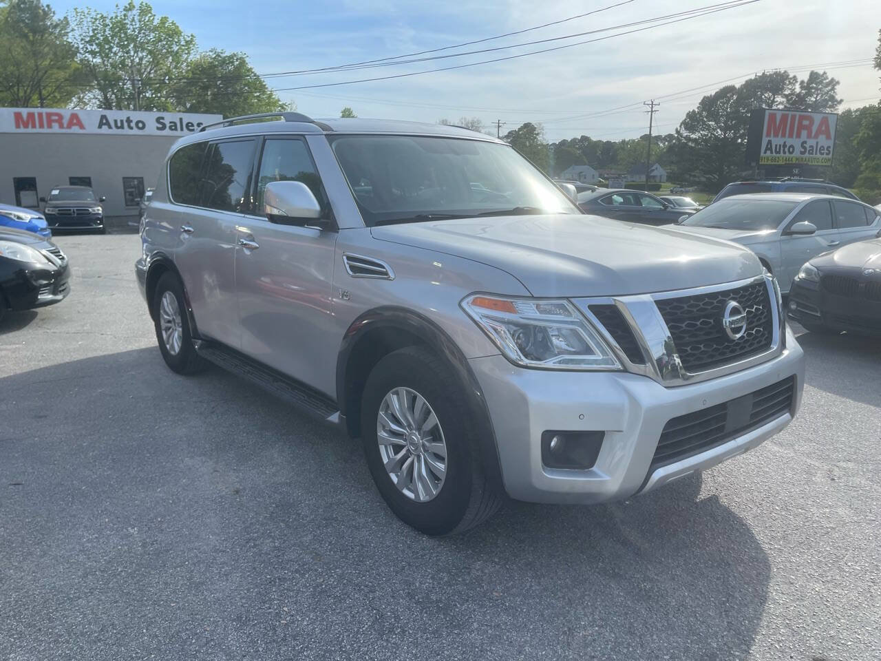 Used 2018 Nissan Armada SV w/ Driver Package RWD image 2