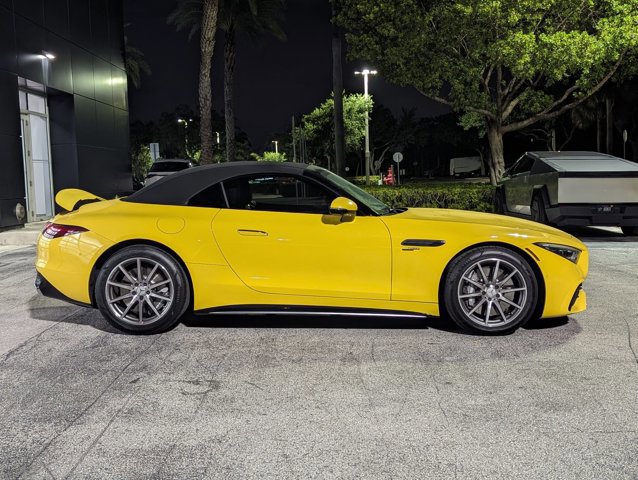 Used 2025 Mercedes-Benz SL 43 AMG image 4