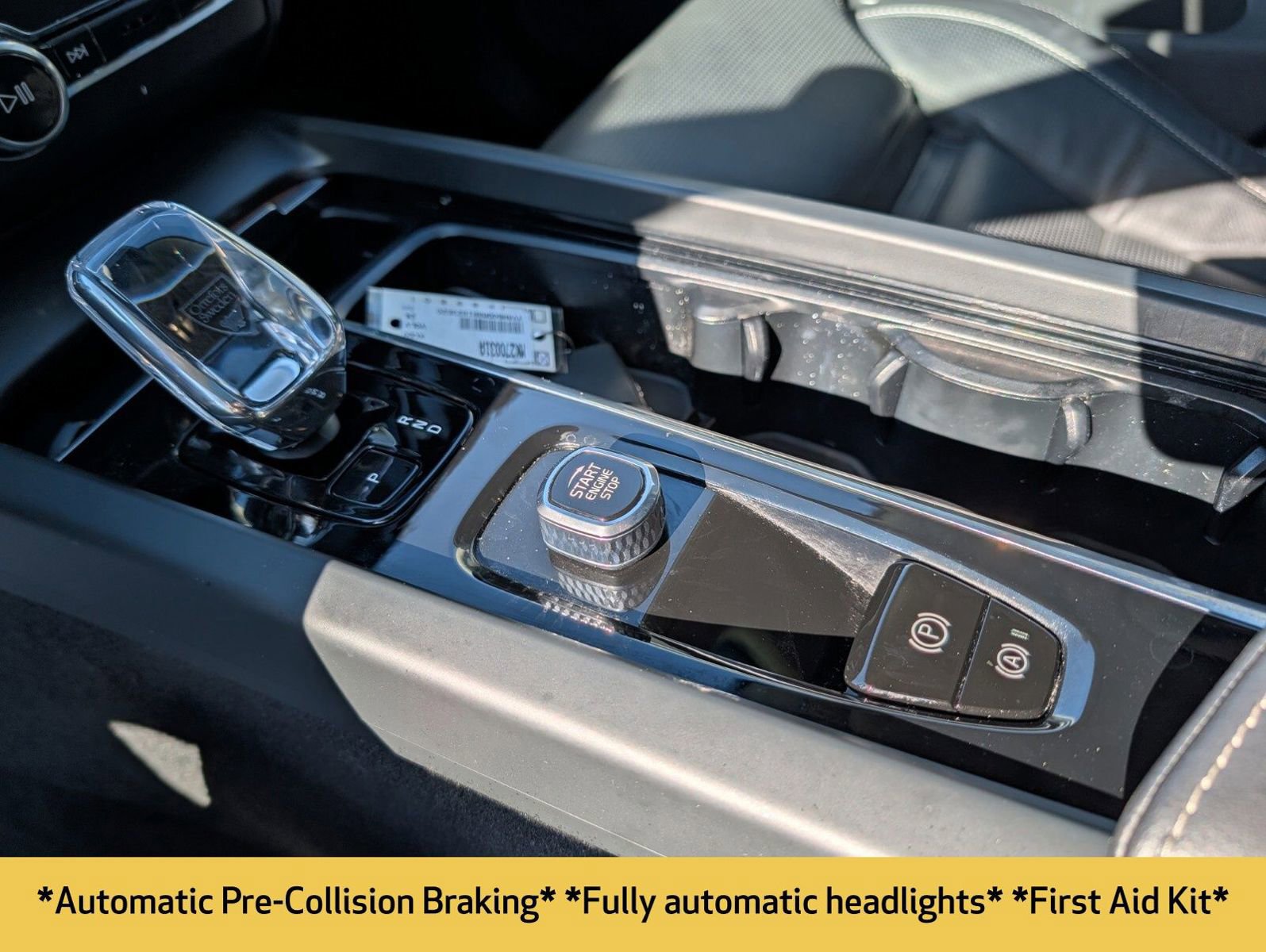 Used 2024 Volvo XC60 T8 Ultimate w/ Protection Package Premier image 8