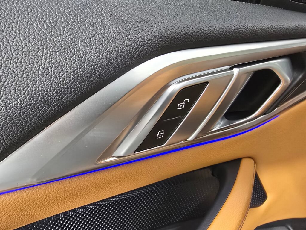 Used 2021 BMW M440i Convertible w/ Premium Package RWD image 21