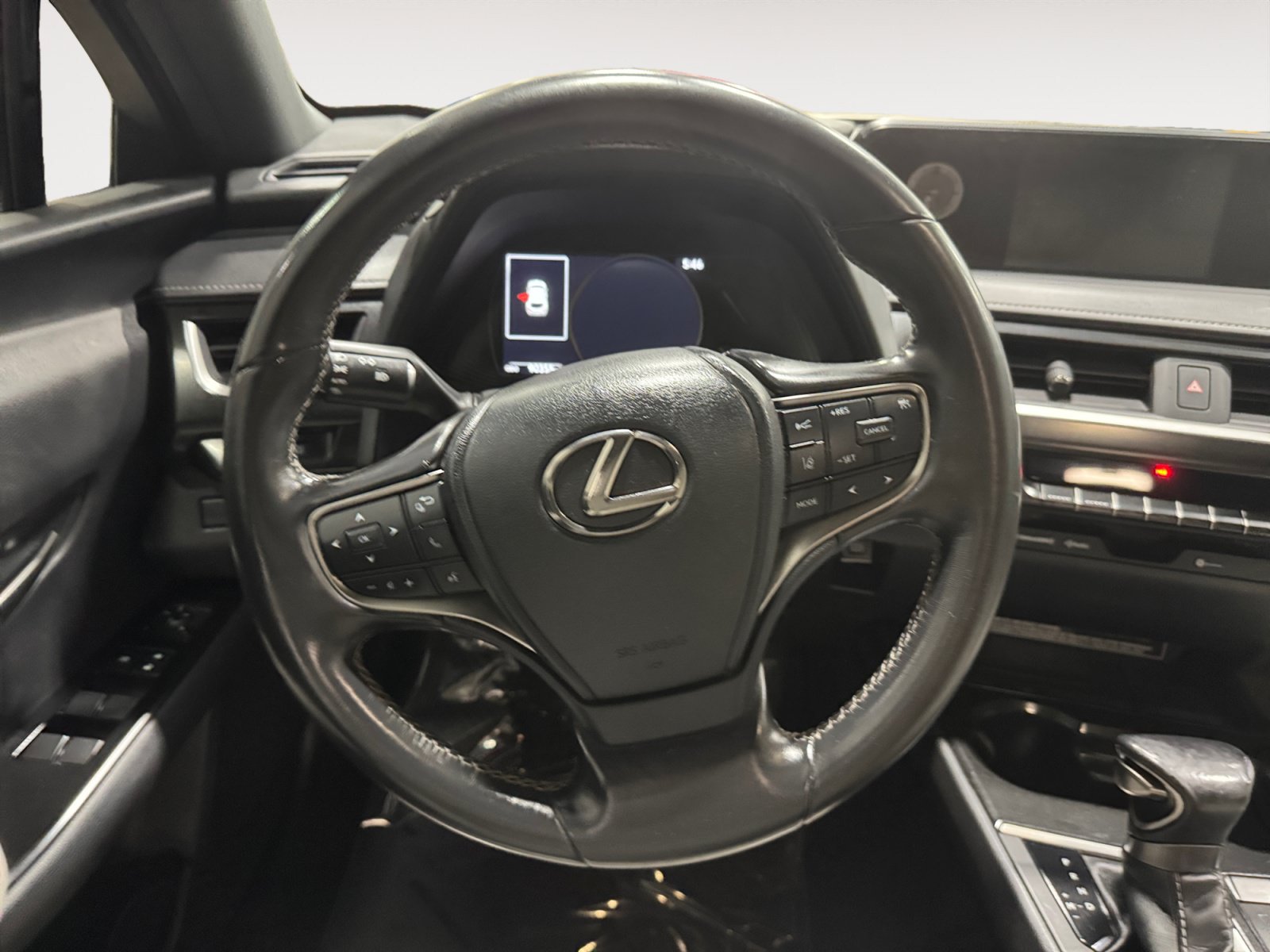 Used 2021 Lexus UX 200 w/ Accessory Package (Z1) FWD image 12