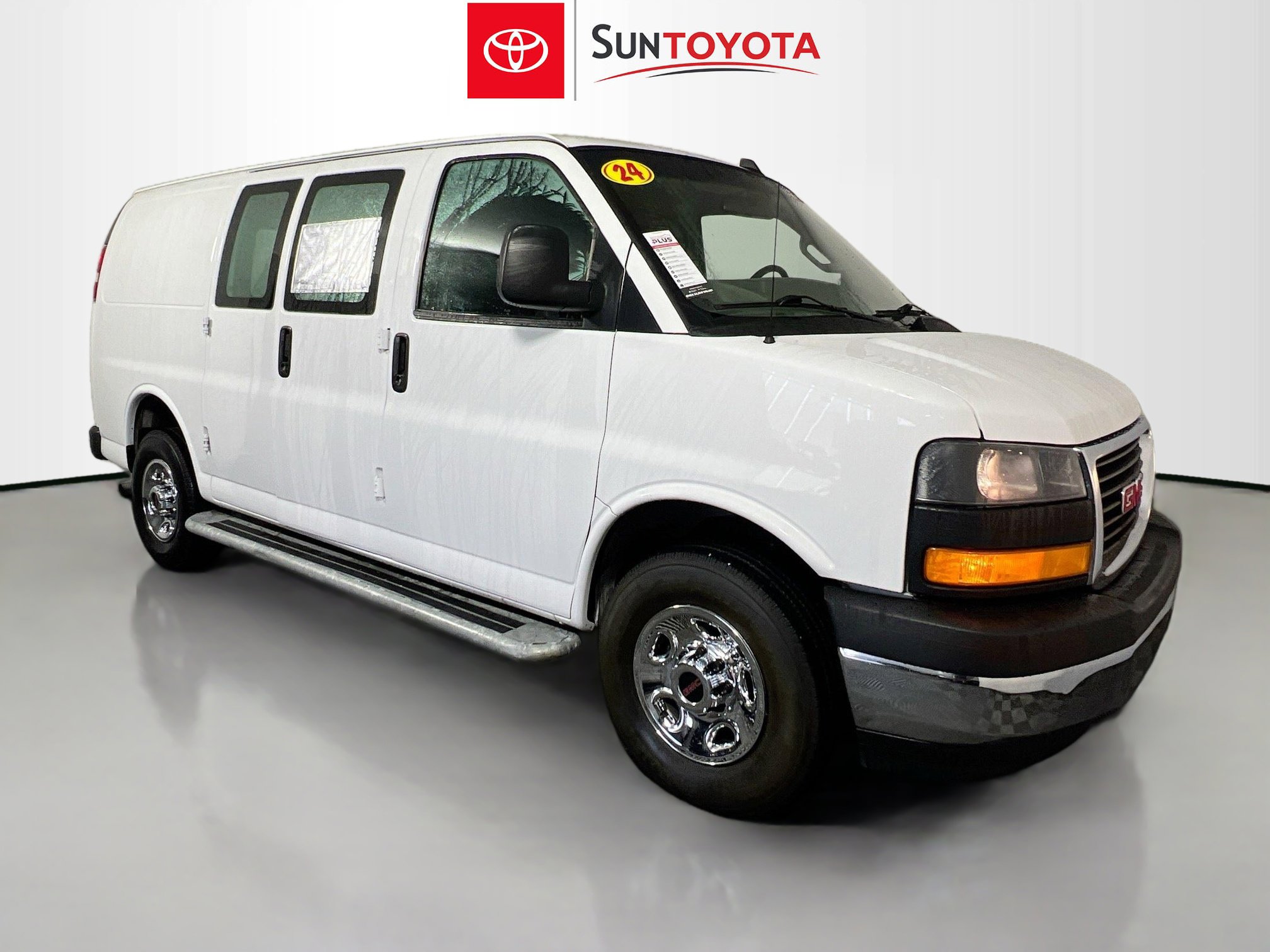 Used 2024 GMC Savana 2500 w/ Driver Convenience Package image 1
