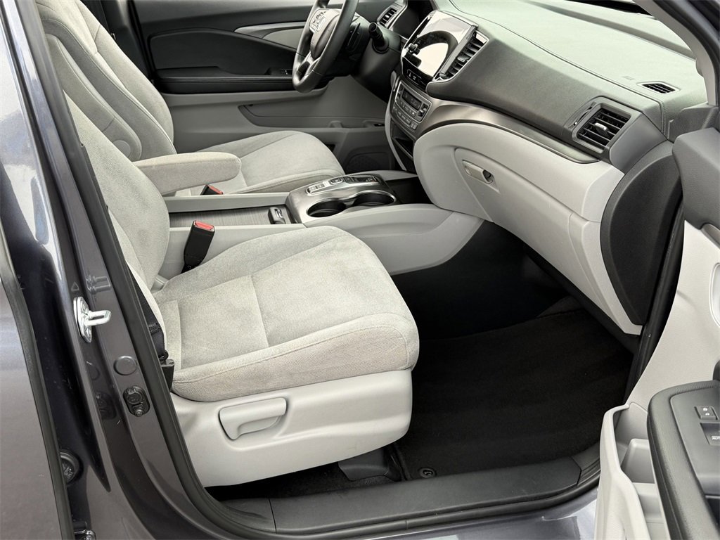 Used 2021 Honda Pilot EX image 25