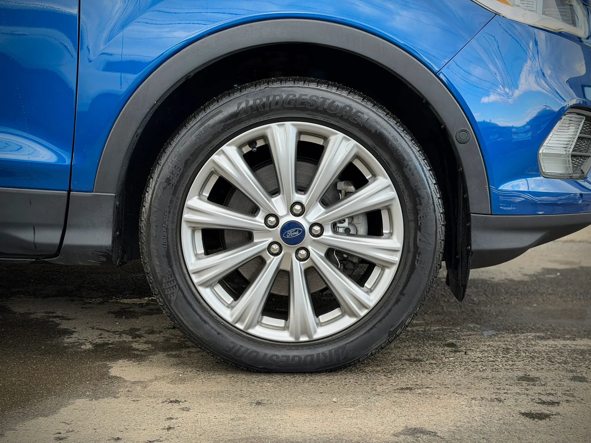Used 2018 Ford Escape Titanium AWD/4WD image 29