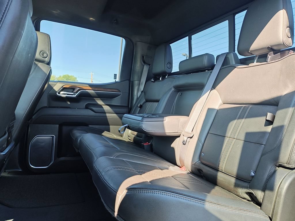 Used 2022 Chevrolet Silverado 1500 High Country AWD/4WD image 11