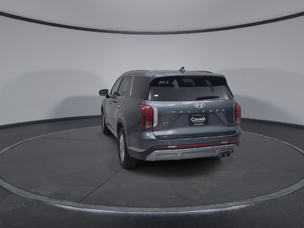 Used 2025 Hyundai Palisade SEL FWD image 13