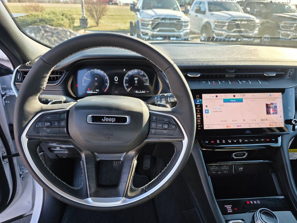 New 2026 Jeep Grand Cherokee Limited image 13