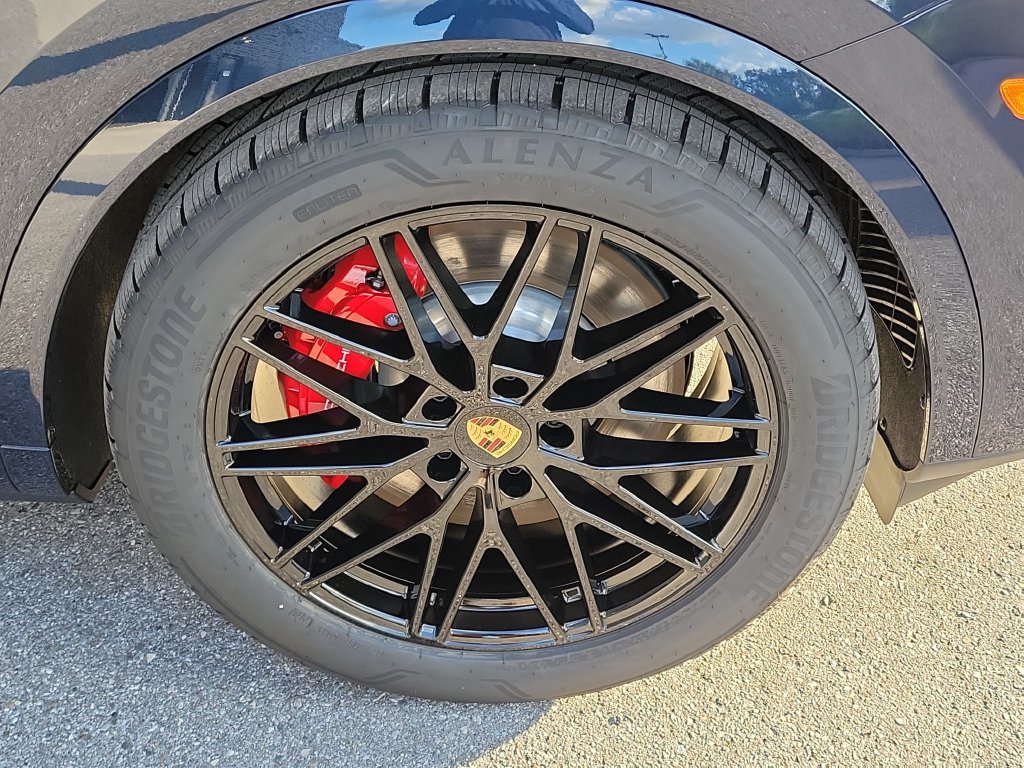 New 2027 Porsche Cayenne S AWD/4WD image 13