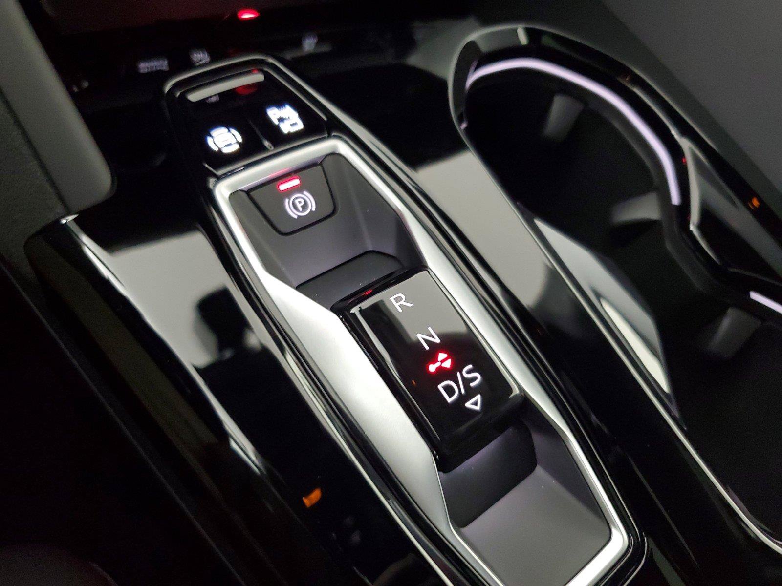 New 2026 Audi SQ5 Premium Plus AWD/4WD image 32