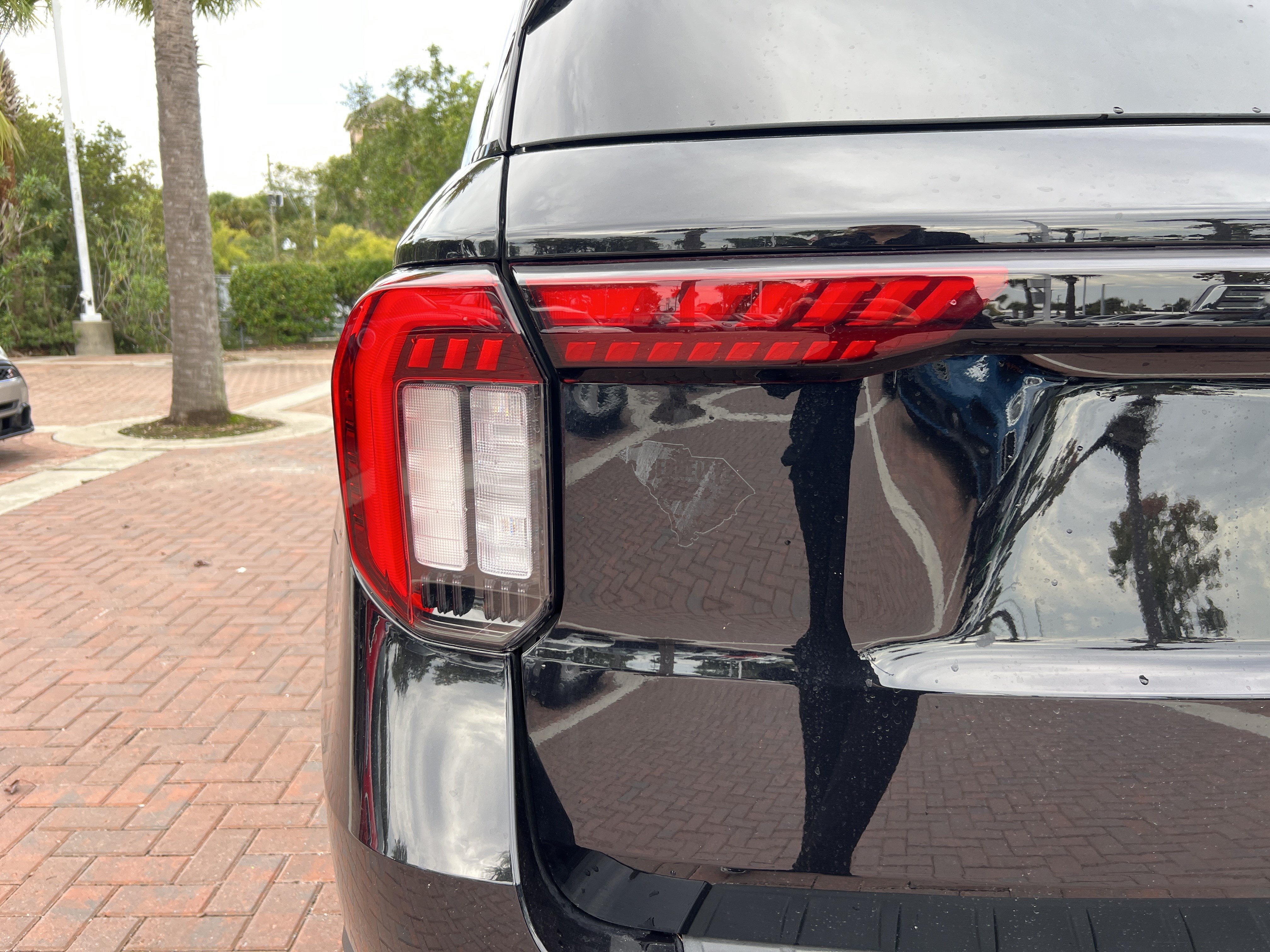 Used 2025 Ford Explorer ST w/ Sun And Sound Package RWD image 39